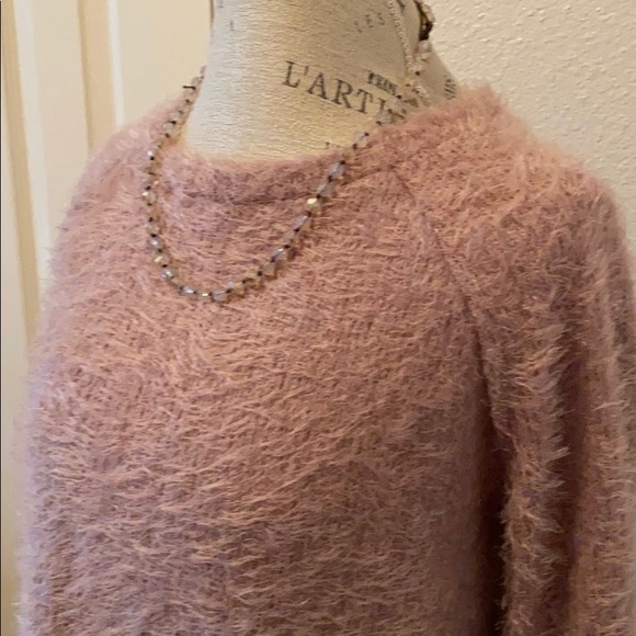 Beautiful Mauve Colored sweater! - Picture 3 of 6